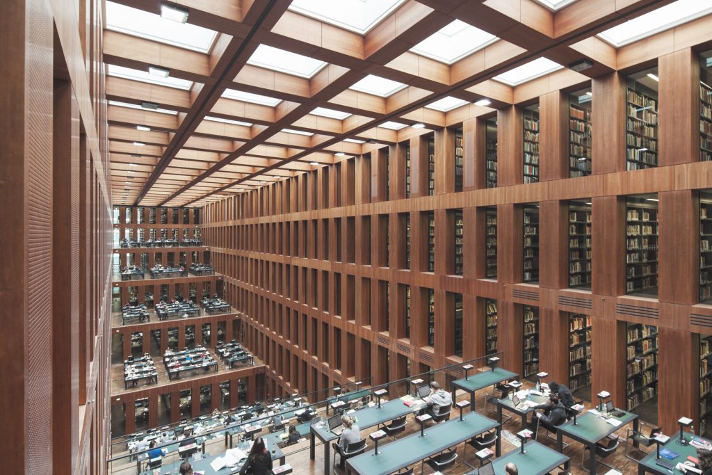 MG 0005x 1024x683 - Grimm Bibliothek Berlin