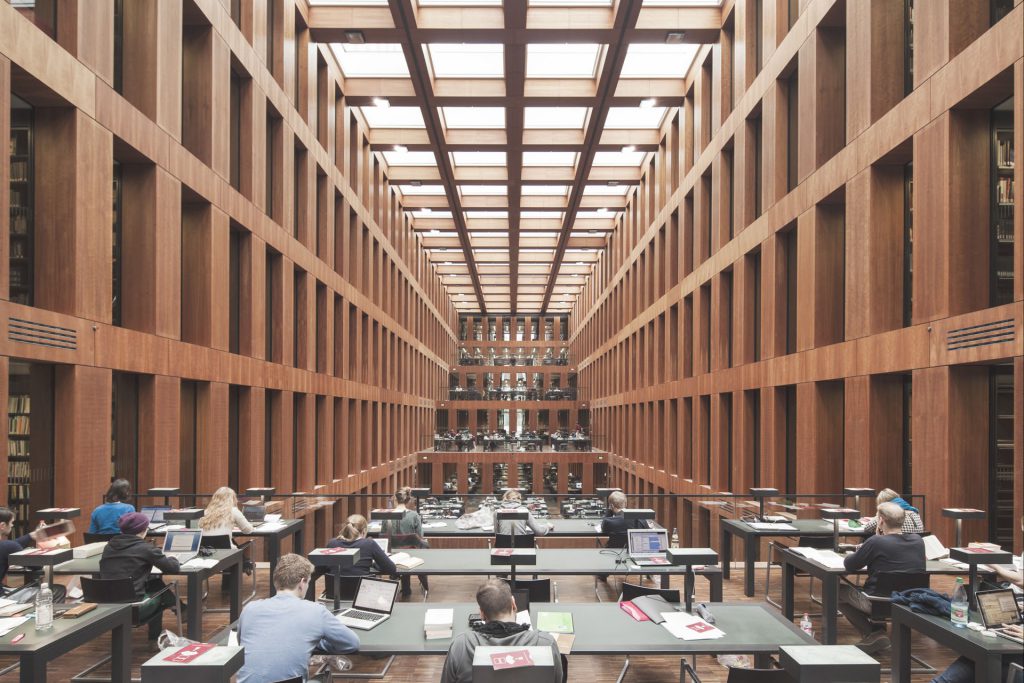 MG 0022x 1024x683 - Grimm Bibliothek Berlin